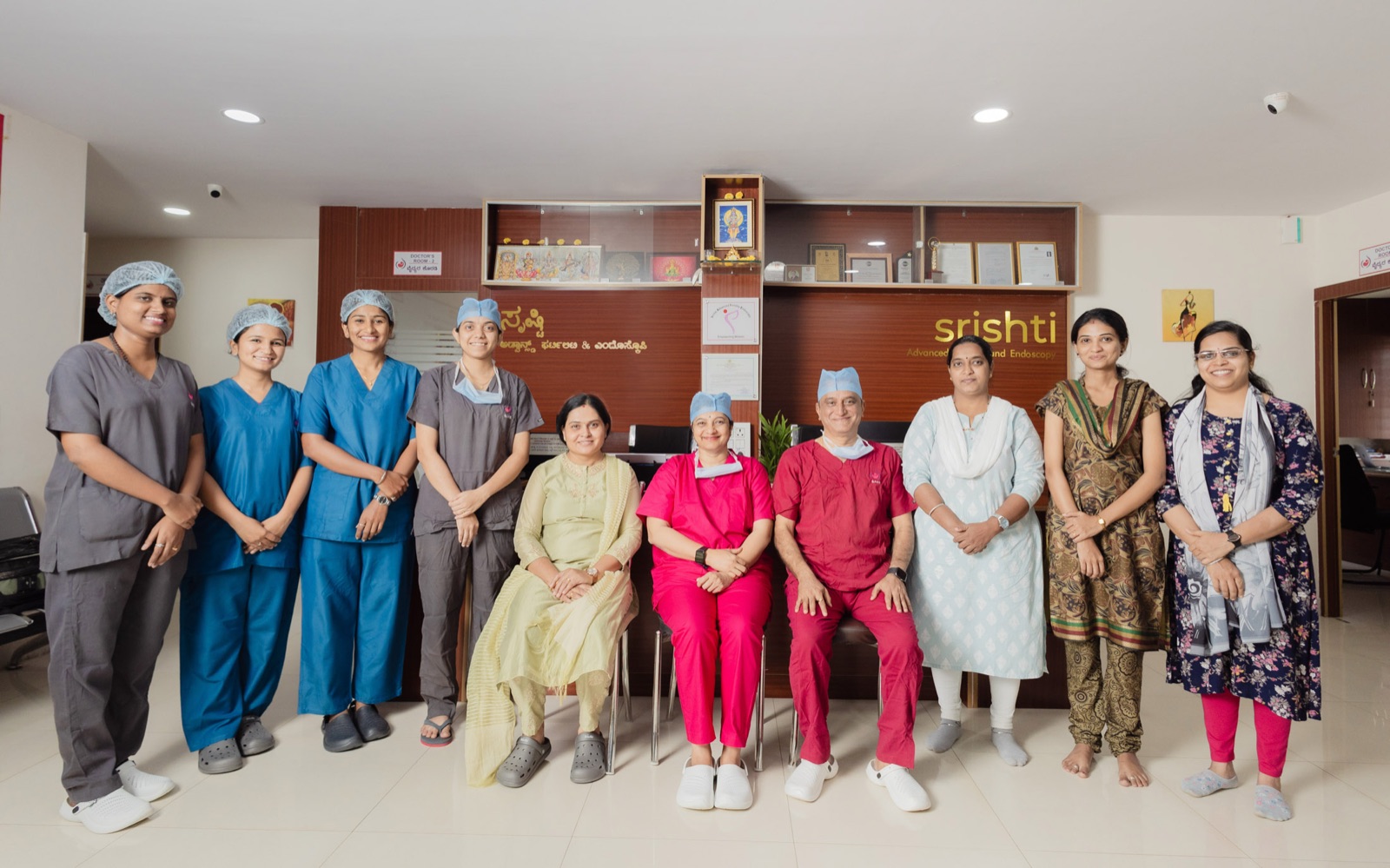 The Srishti SAFE team with Dr. Shankar and Dr. Priya at the clinic in Hubli